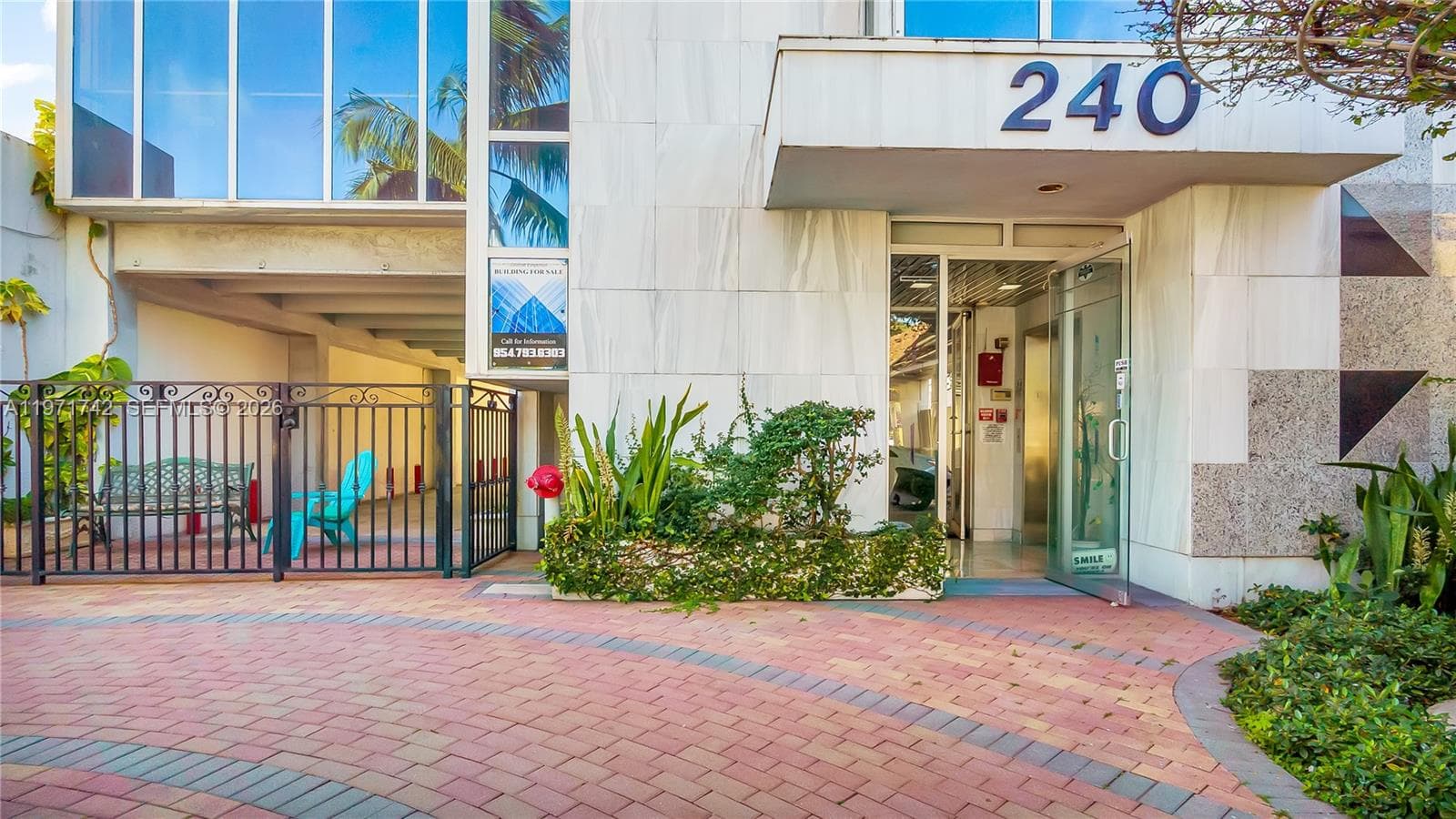 240 Commercial Blvd, Lauderdale By The Sea FL 33308