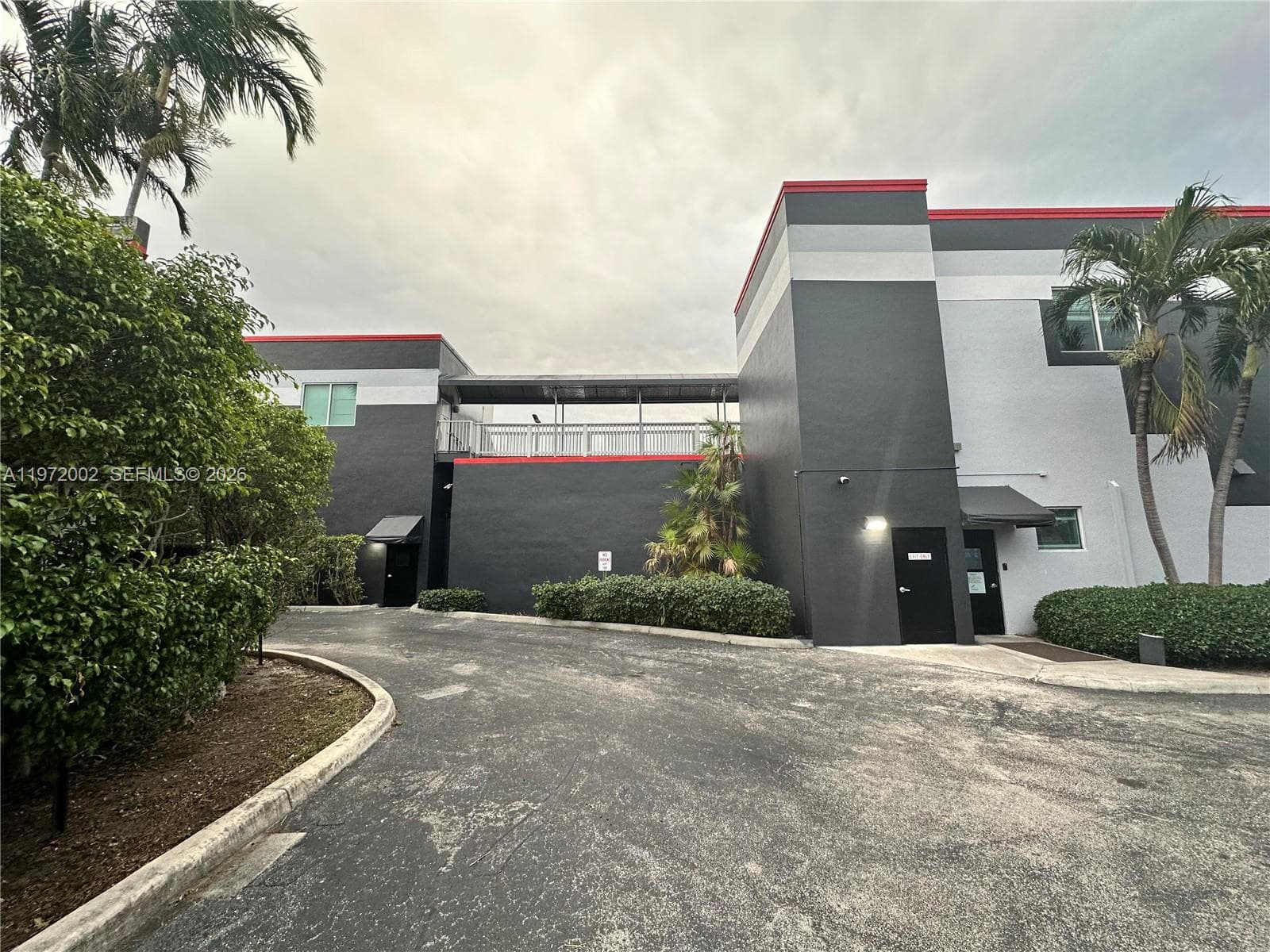 2950 N 28th Ter, Hollywood FL 33020