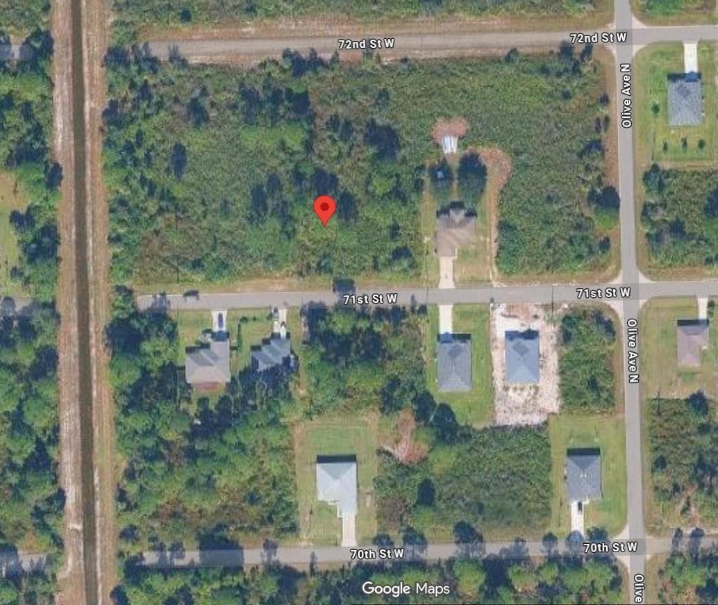 3122 71st St, FL 33971
