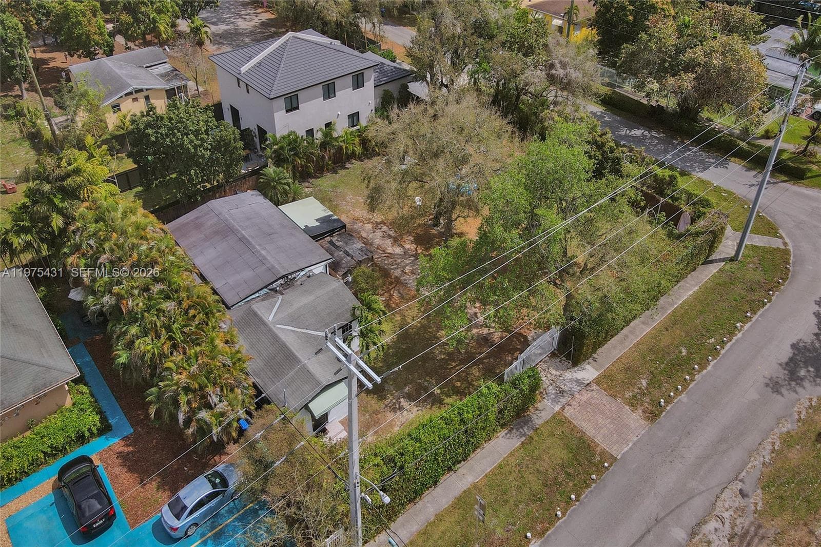 11809 NE 1st Ave, Miami FL 33161