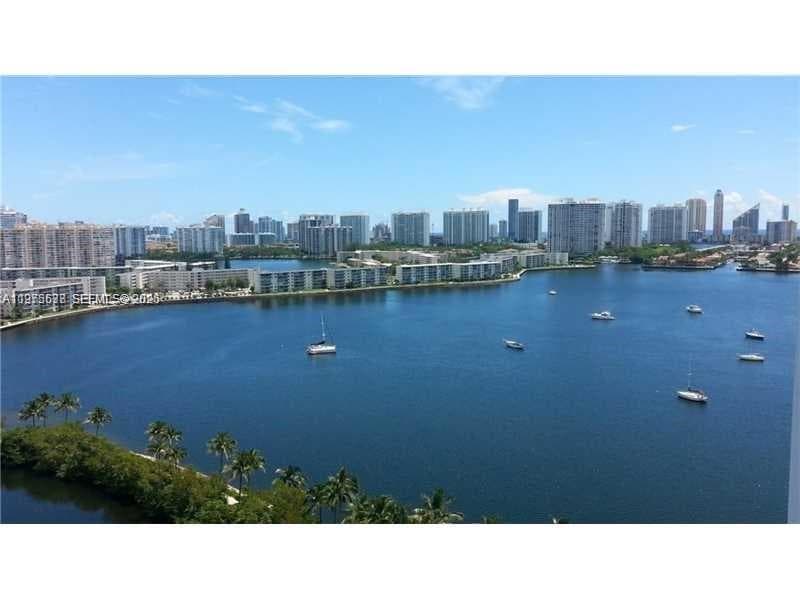 17301 BISCAYNE BLVD#48, North Miami Beach FL 33160