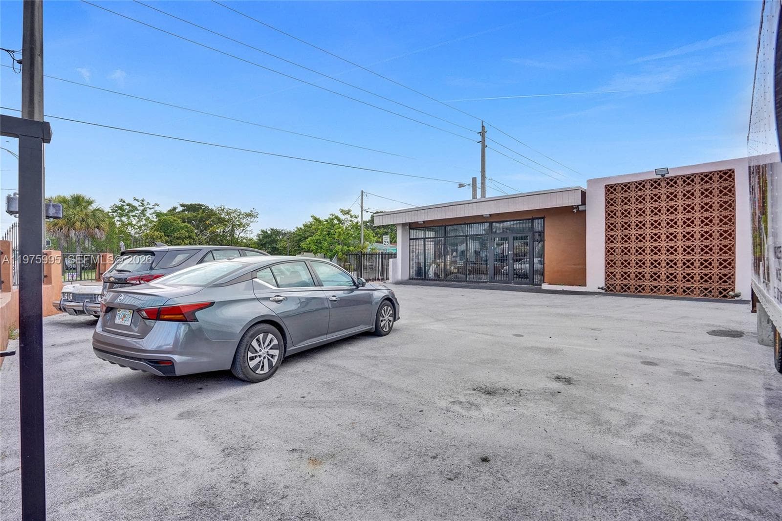 5595 NW 17th Ave, Miami FL 33142