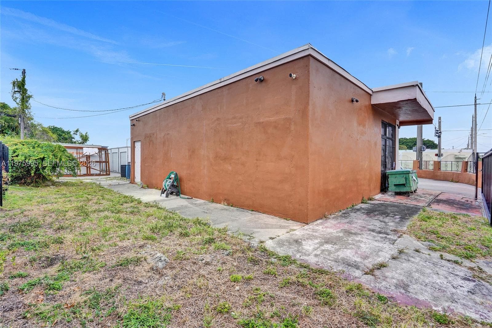 5595 NW 17th Ave, Miami FL 33142