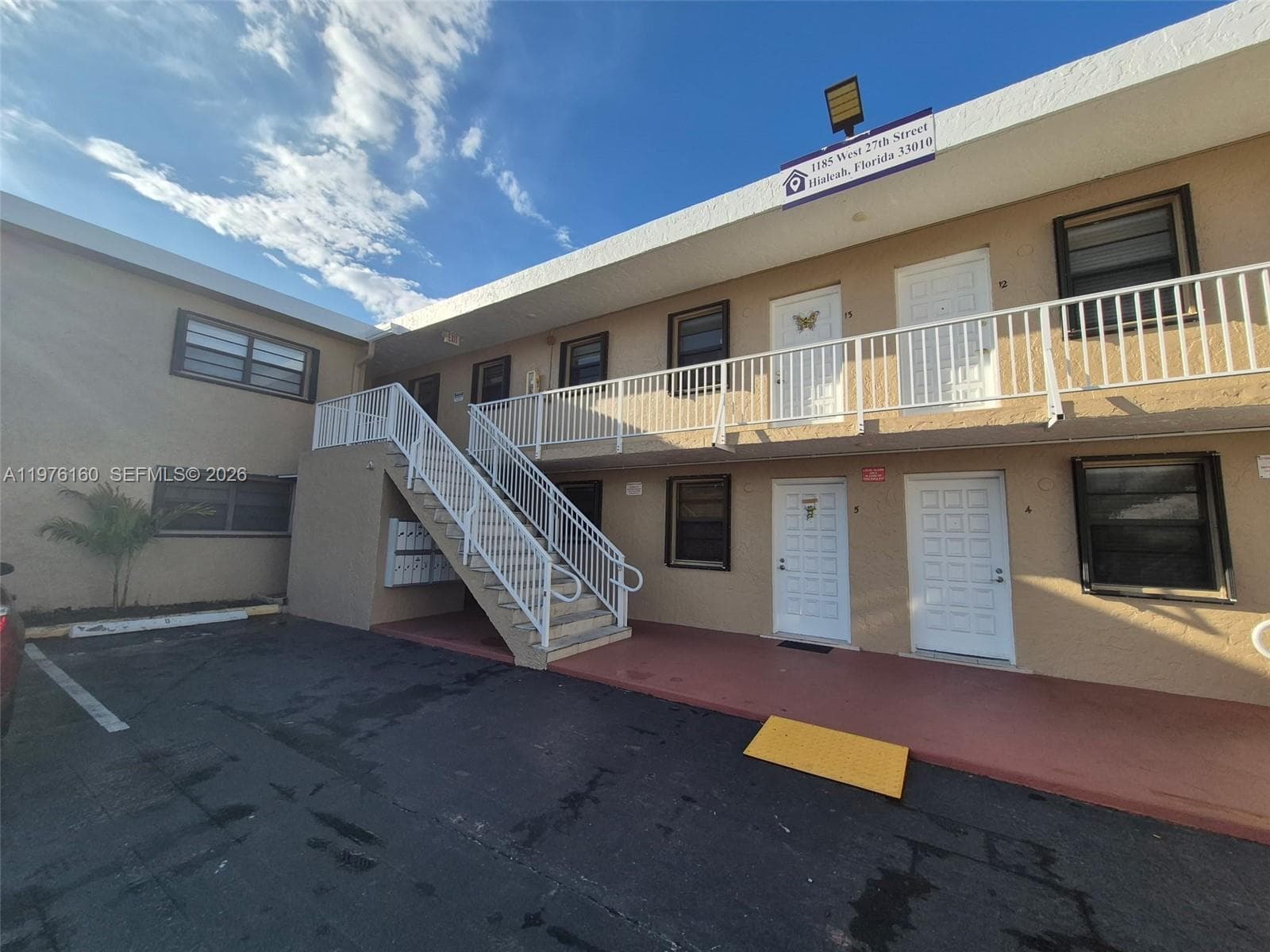 1185 W 27th St, Hialeah FL 33010