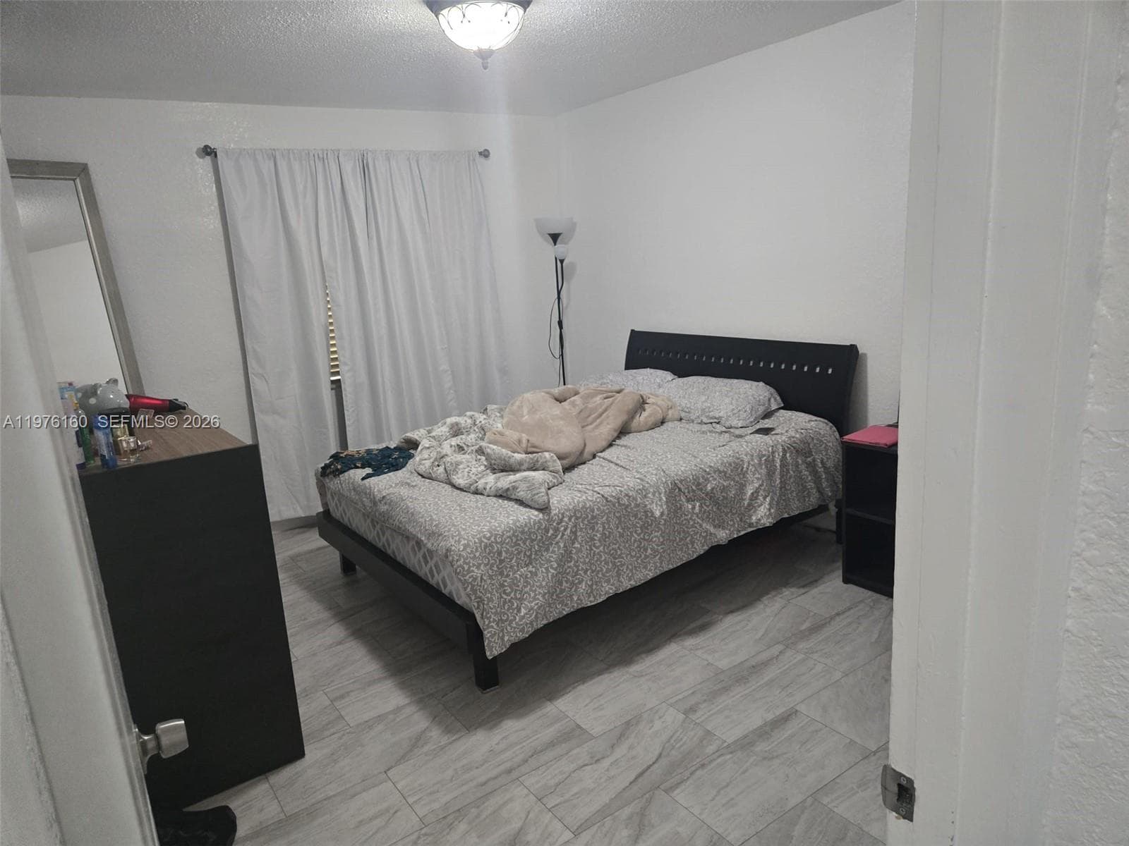 1185 W 27th St, Hialeah FL 33010