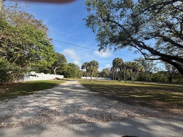 9506 SW 57th Ave, Pinecrest FL 33156