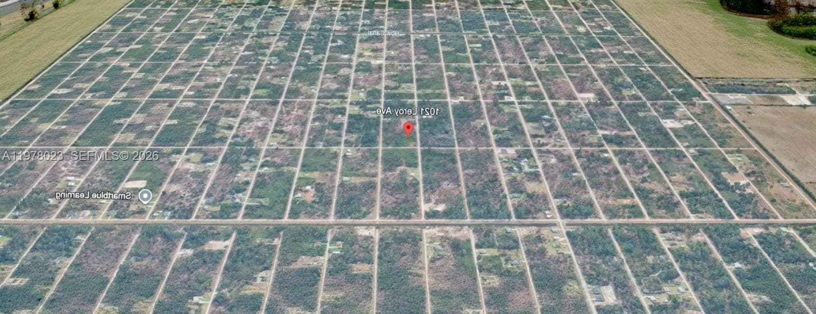 1021 LEROY AVE, Lehigh Acres FL 33972