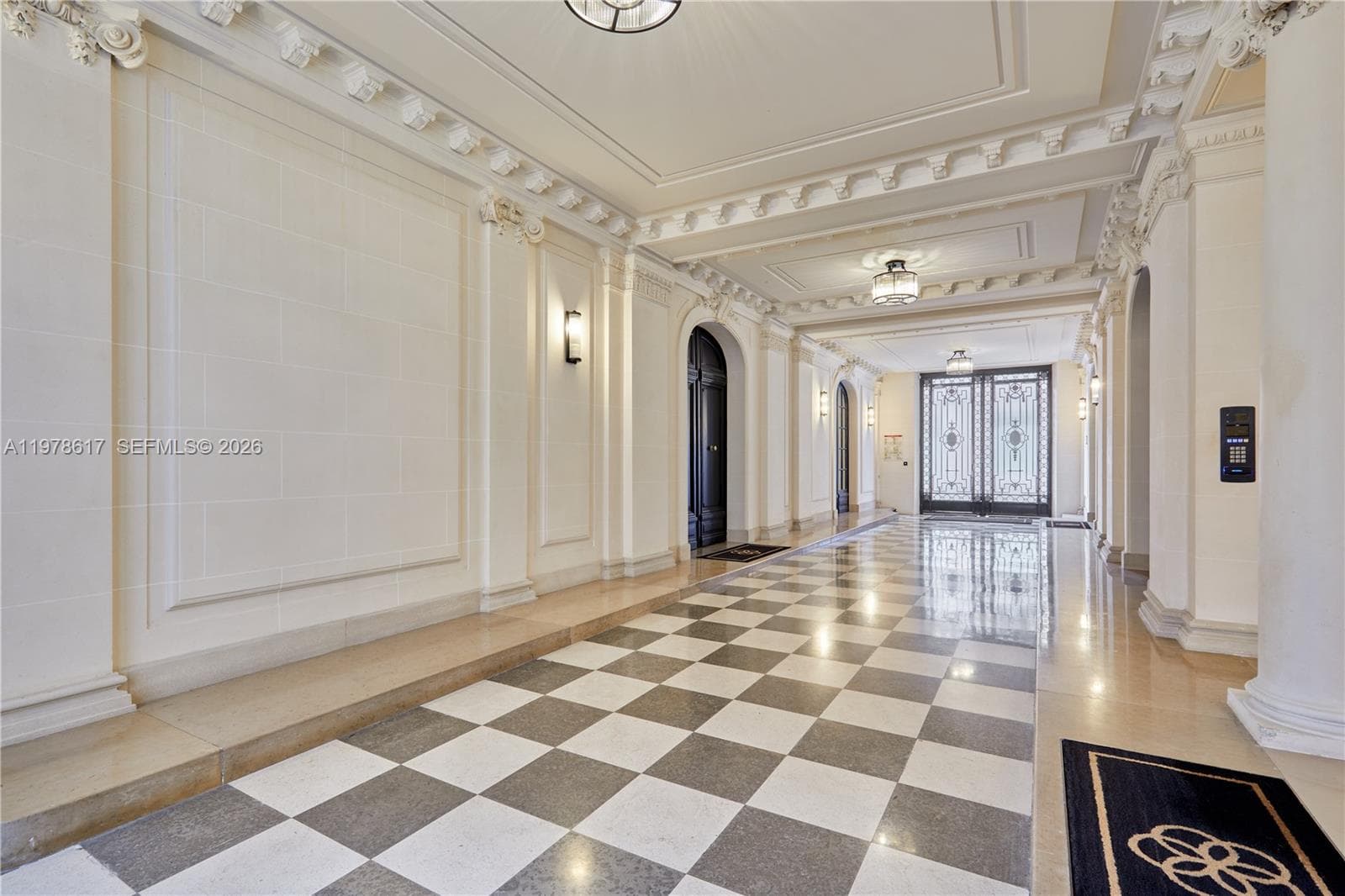 11 RUE ST DOMINIQUE, FR