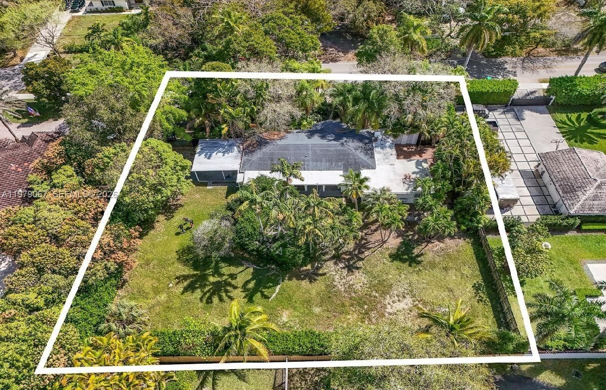 9330 SW 72nd Ave, Pinecrest FL 33156