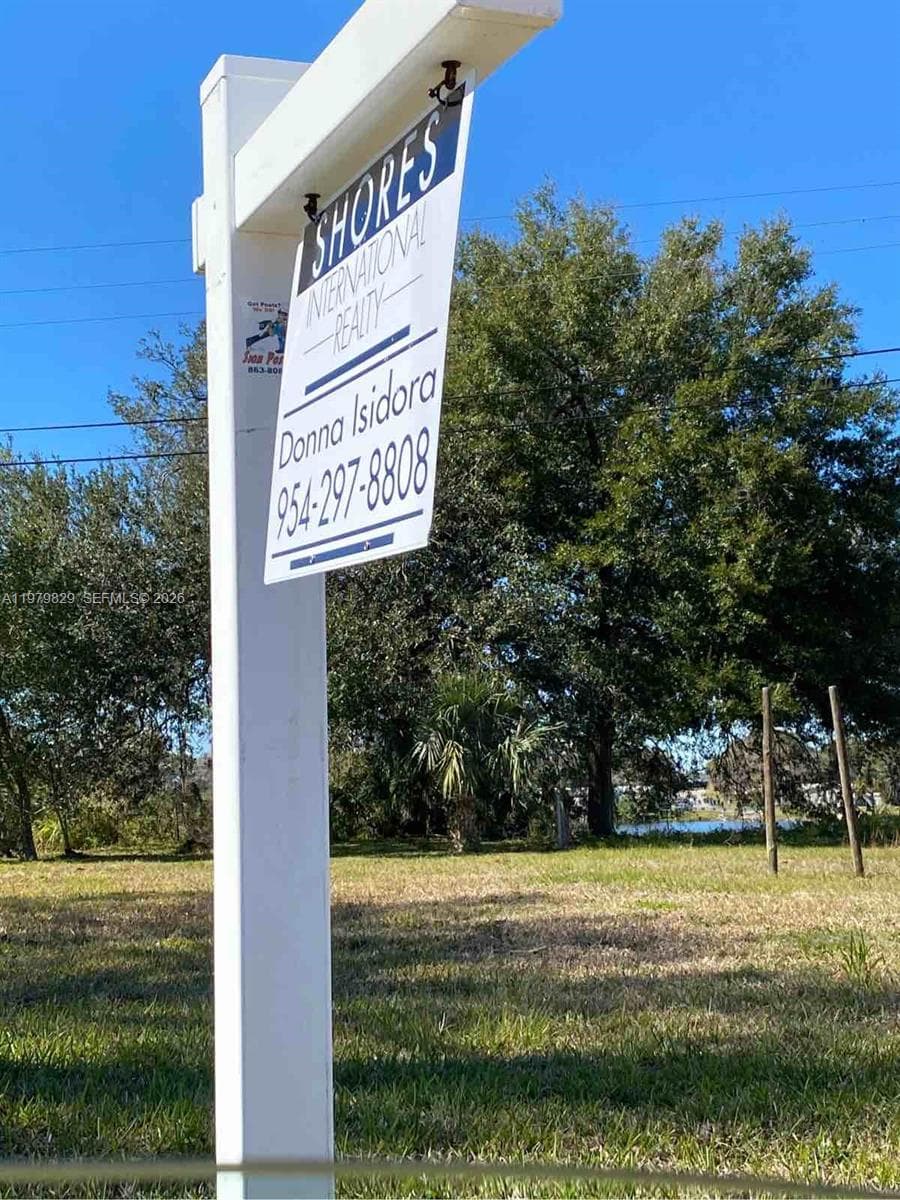 610 NW Phosphate Blvd, Other City - In The State Of Florida FL 33860