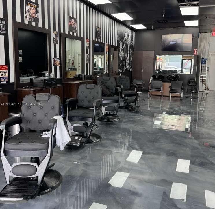 Listing – Barbería Hialeah, Hialeah FL 33012