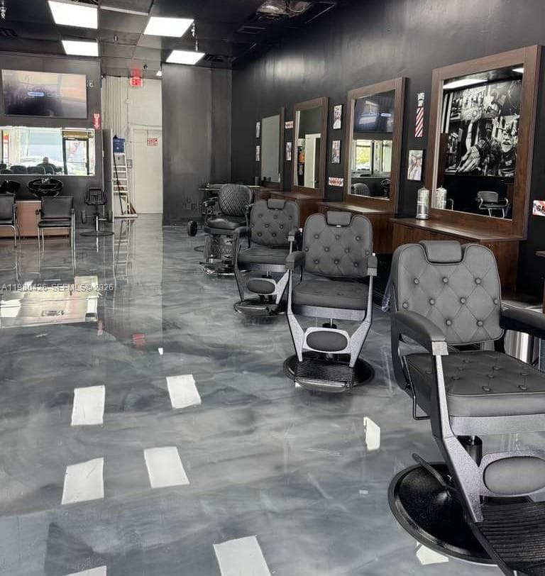 Listing – Barbería Hialeah, Hialeah FL 33012