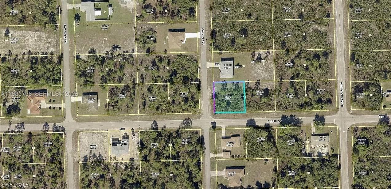 301 E 10TH ST 10TH ST, Lehigh Acres FL 33972