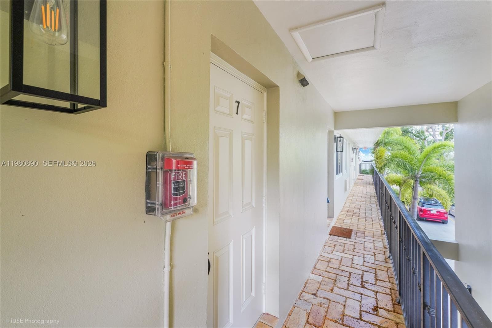 35 Antilla Ave, Coral Gables FL 33134