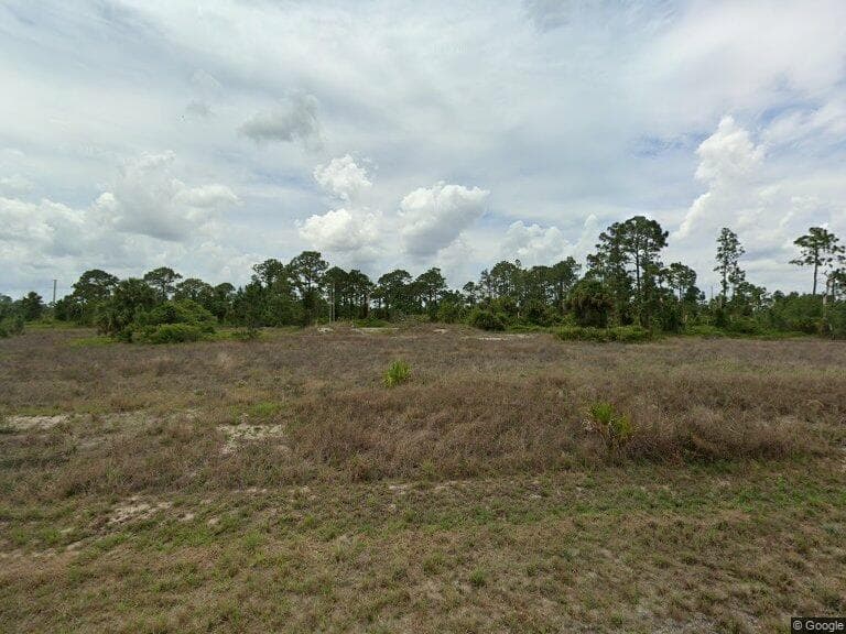 652 Mulberry Avenue S, Lehigh Acres FL 33974