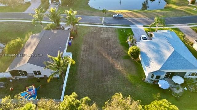 1570 SW 16th Ct SW, Vero Beach FL 32962