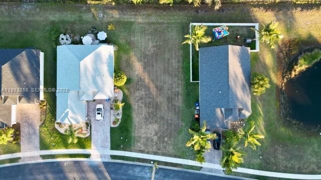 1570 SW 16th Ct SW, Vero Beach FL 32962