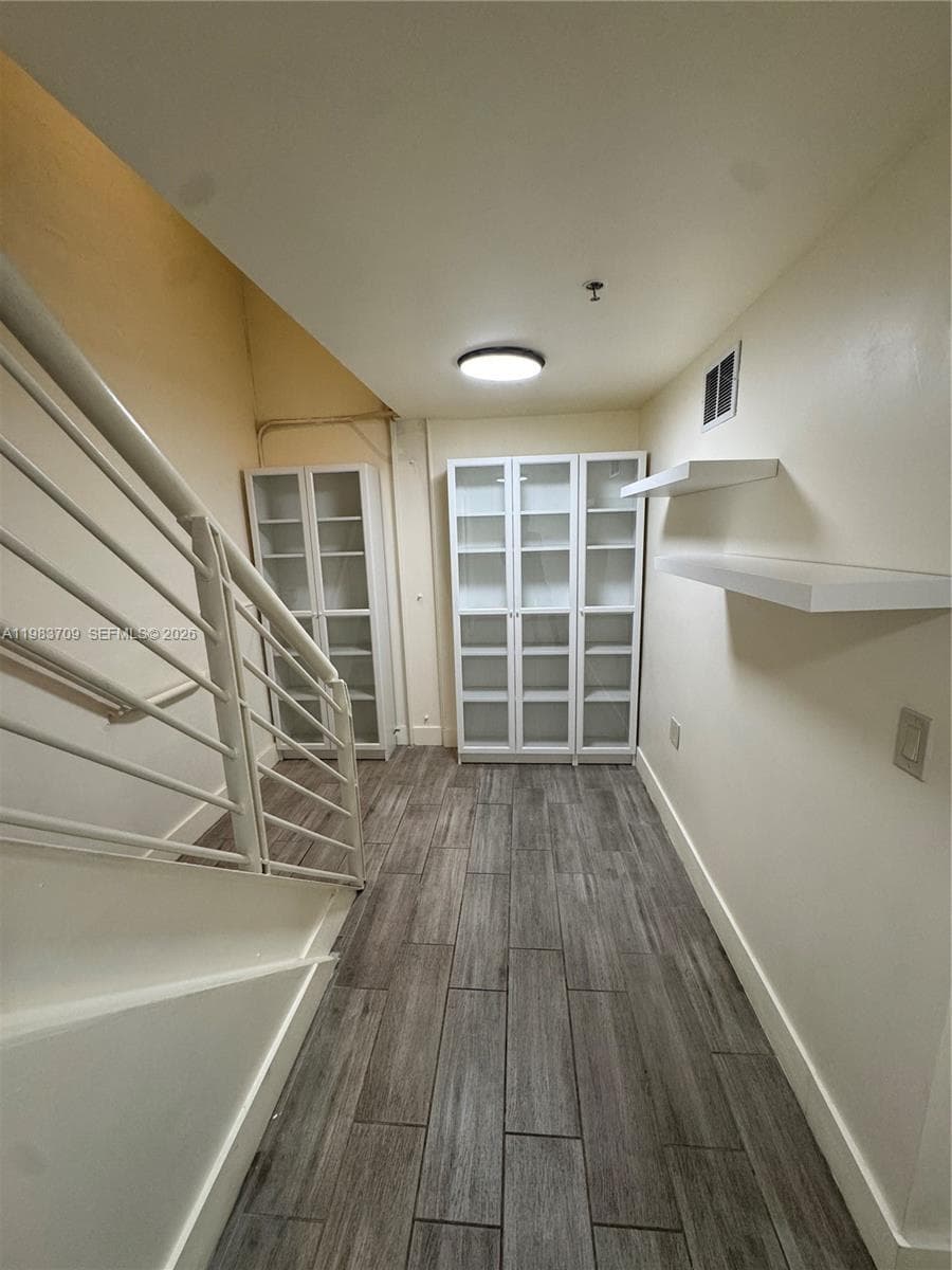 110 Washington Ave # 7, Miami Beach FL 33139