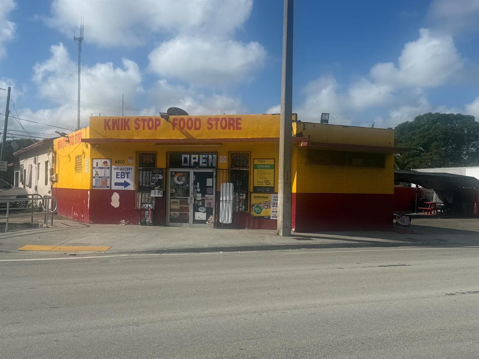 4800 Pembroke Road, West Park FL 33021