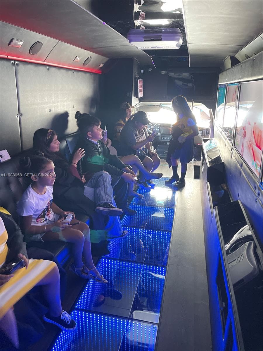 GAMING BUS BUSINESS SW FOR SALE, Cutler Bay FL 33190