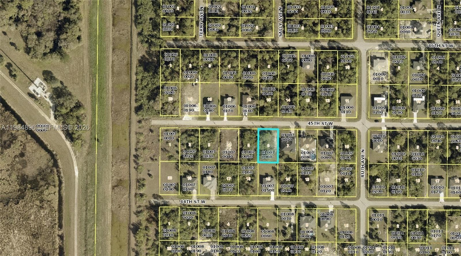 3309 45TH ST W, Lehigh Acres FL 33971