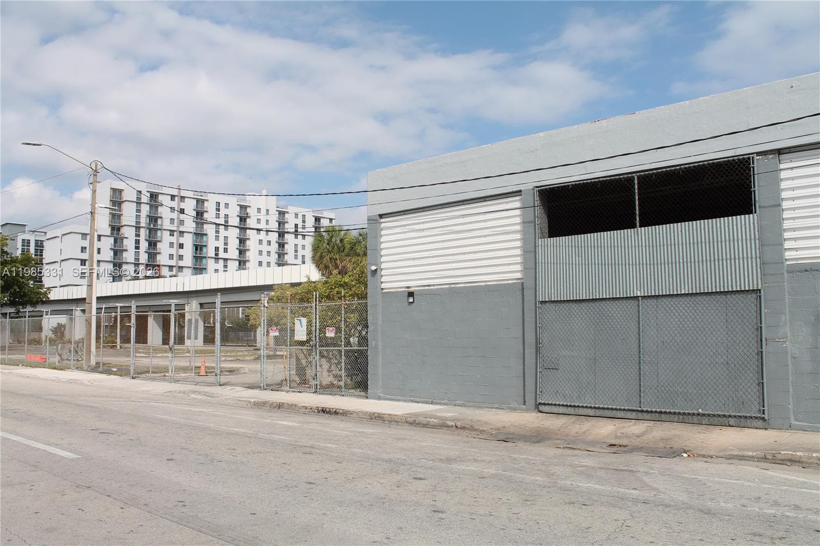 611 NW 11th St, Miami FL 33136