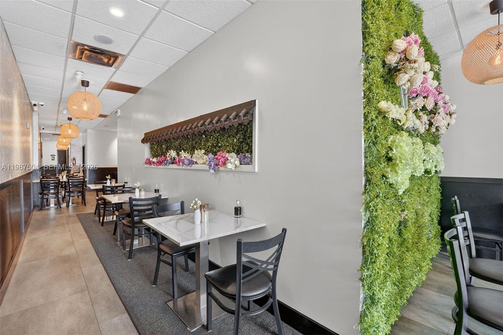 Restaurant For Sale in the heart of Kendall, Kendall FL 33186