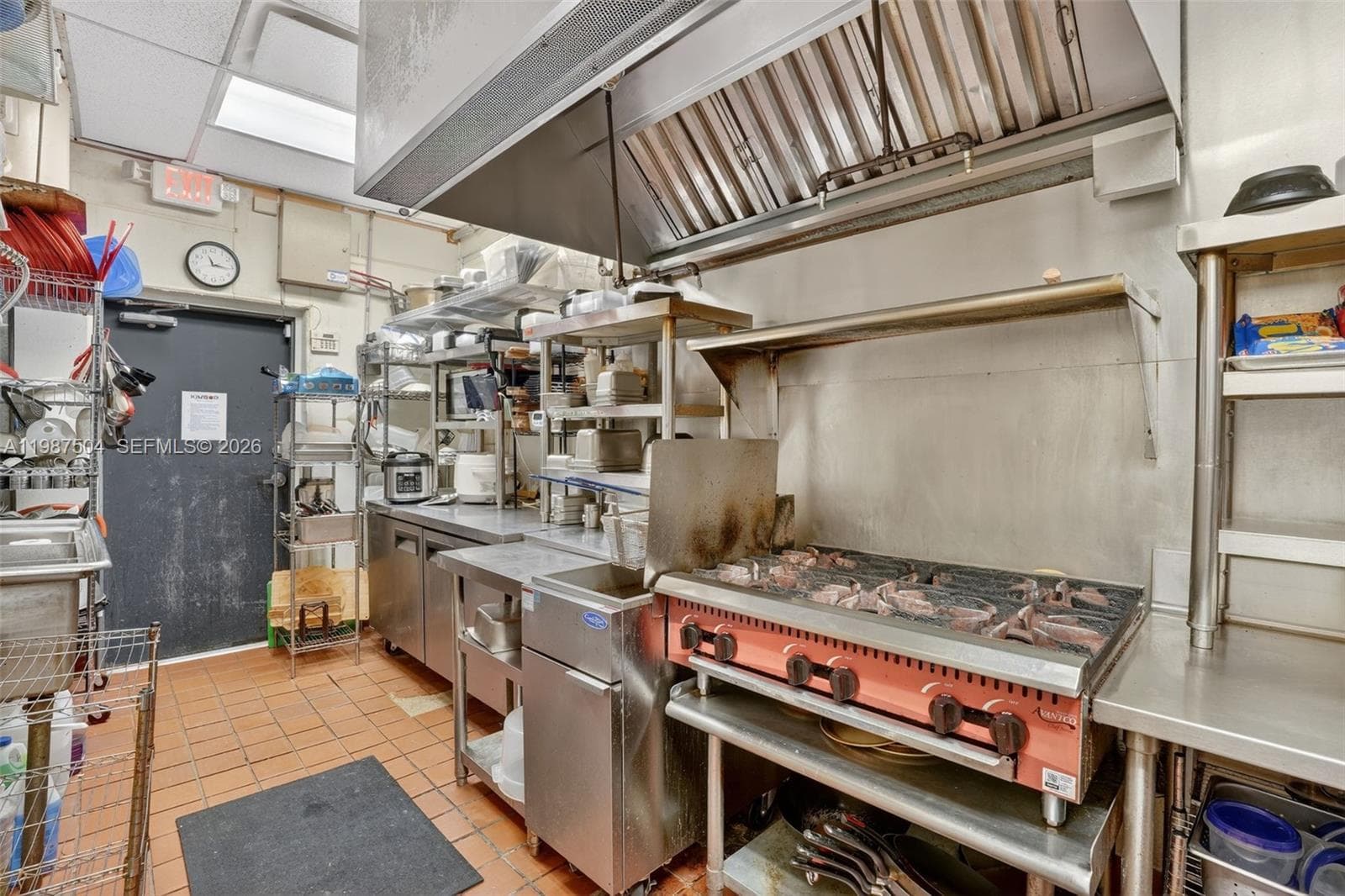 Restaurant For Sale in the heart of Kendall, Kendall FL 33186