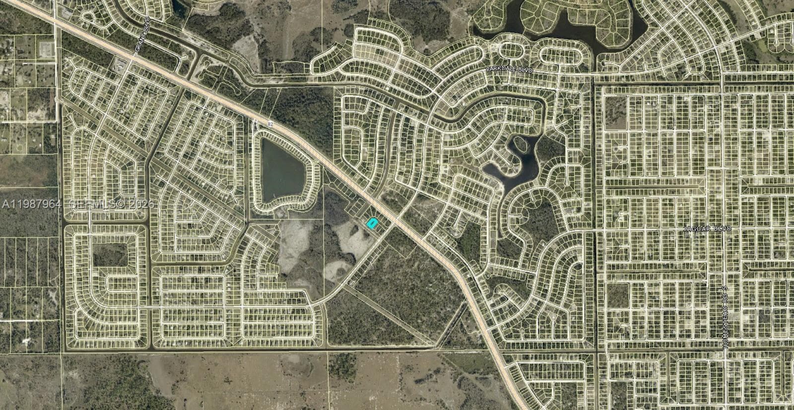 807 Fabian Cir, Fort Myers FL 33913