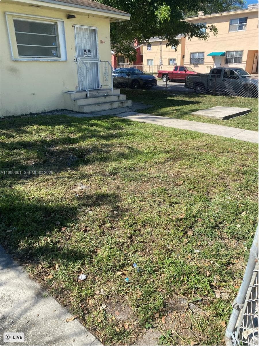 1268 SW 4th St, Miami FL 33135