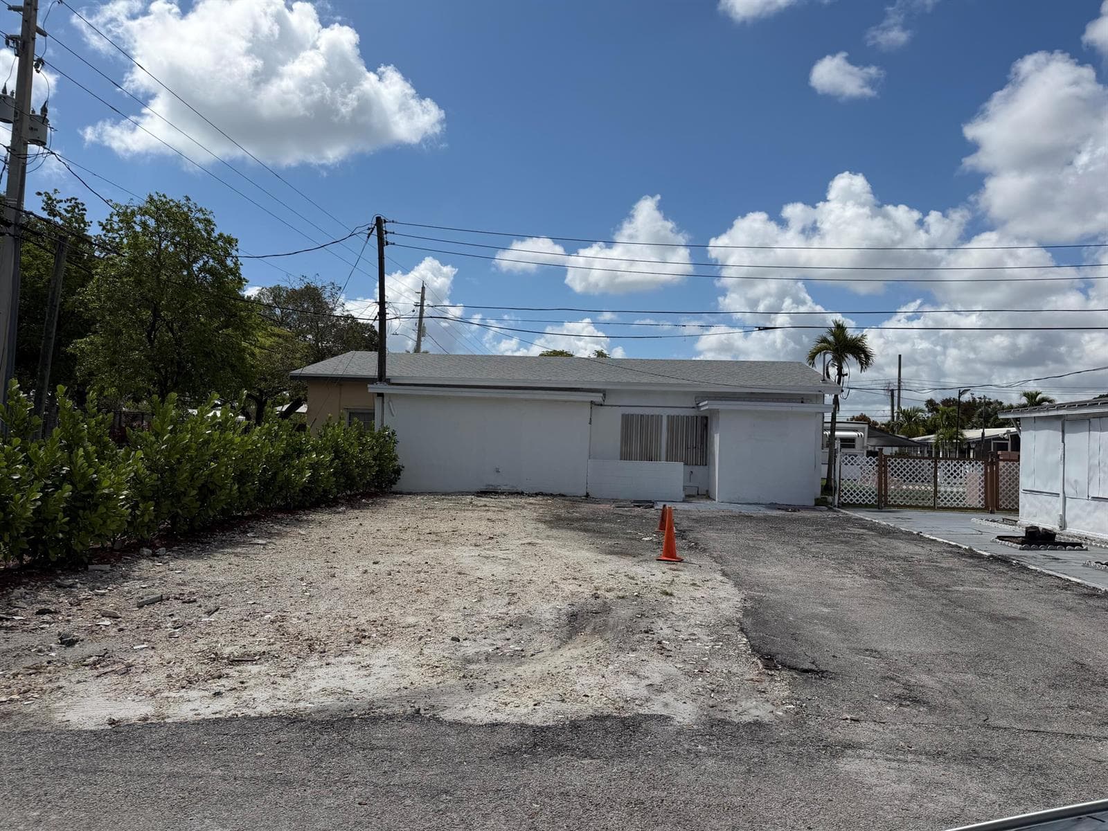 801 SW 1st Street, Hallandale Beach FL 33009