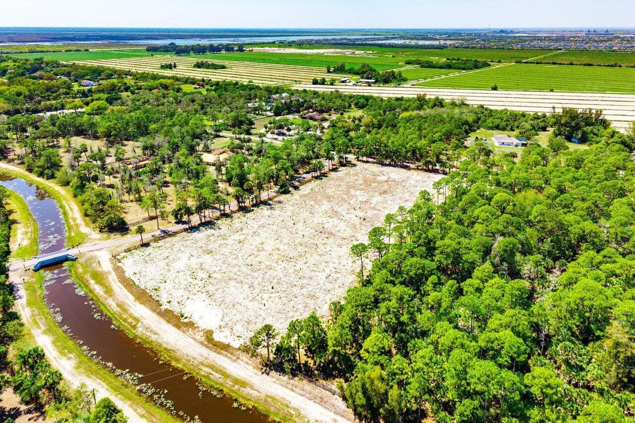 1278 Arabian Drive, Loxahatchee FL 33470