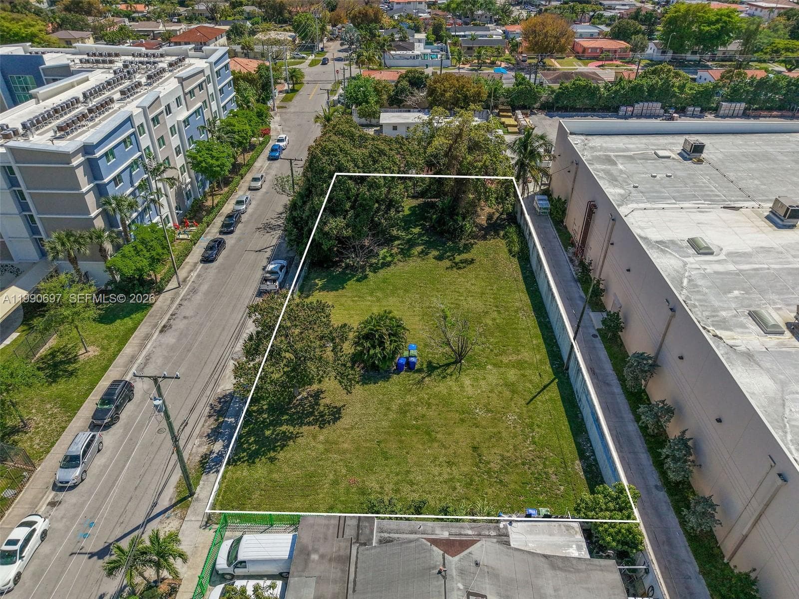 1000 SW 30th Ave, Miami FL 33135