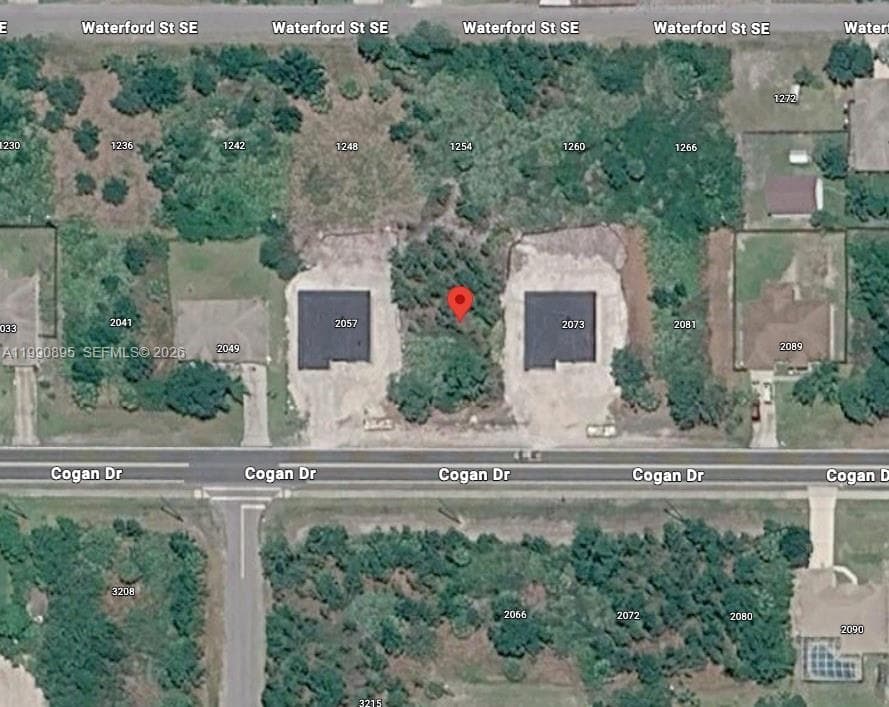 2065 SE Cogan Dr, Palm Bay FL 32909