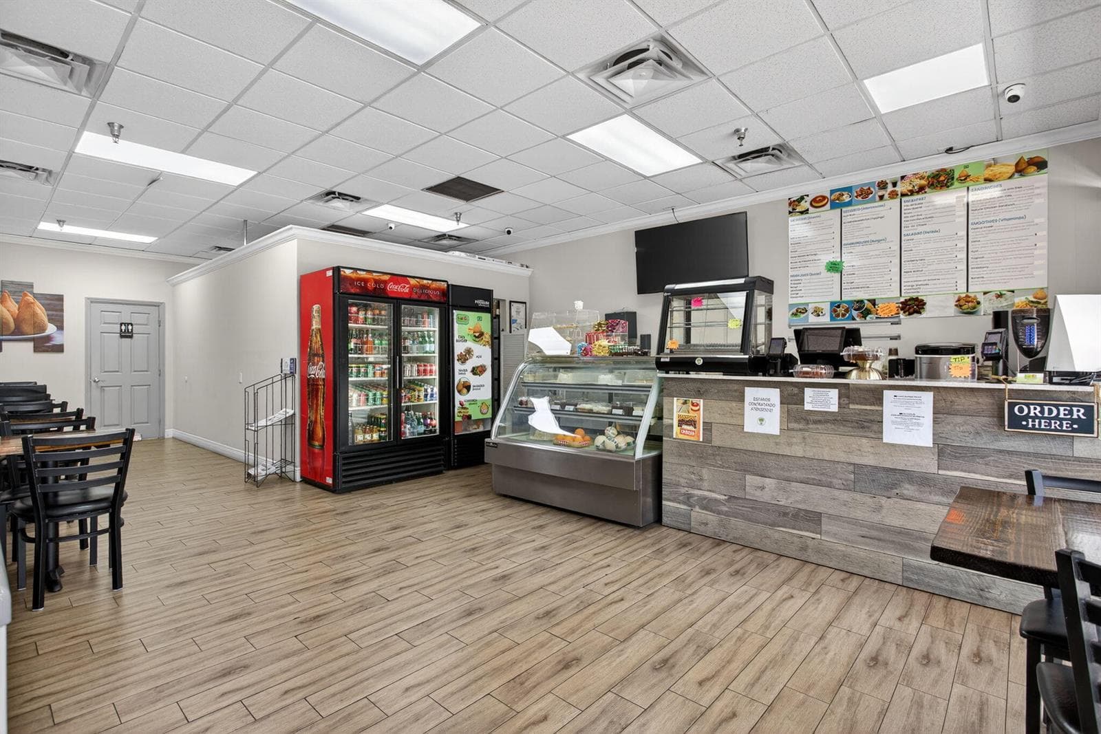 Null W Null, Coconut Creek FL 33073