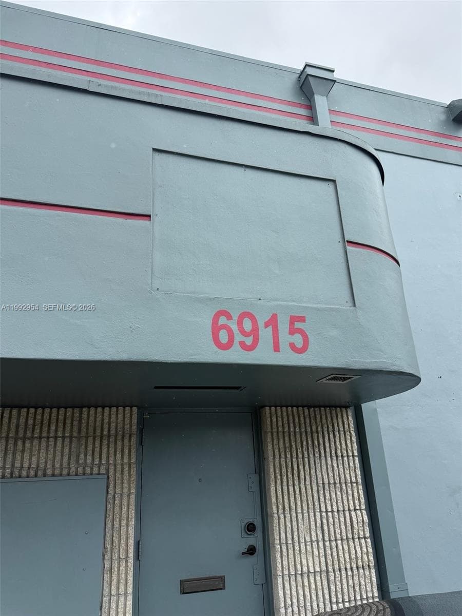 Medley, FL, 33166