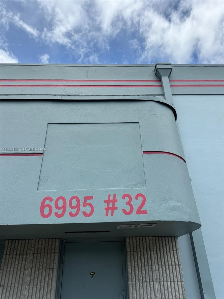 Medley, FL, 33166