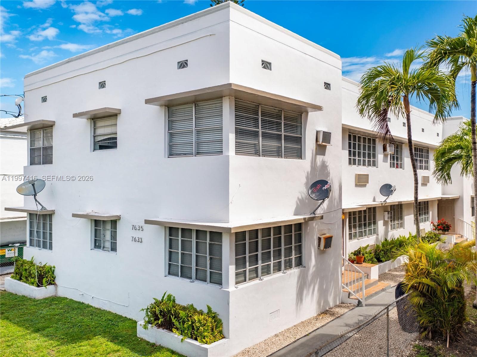 7635 Dickens Ave, Miami Beach FL 33141