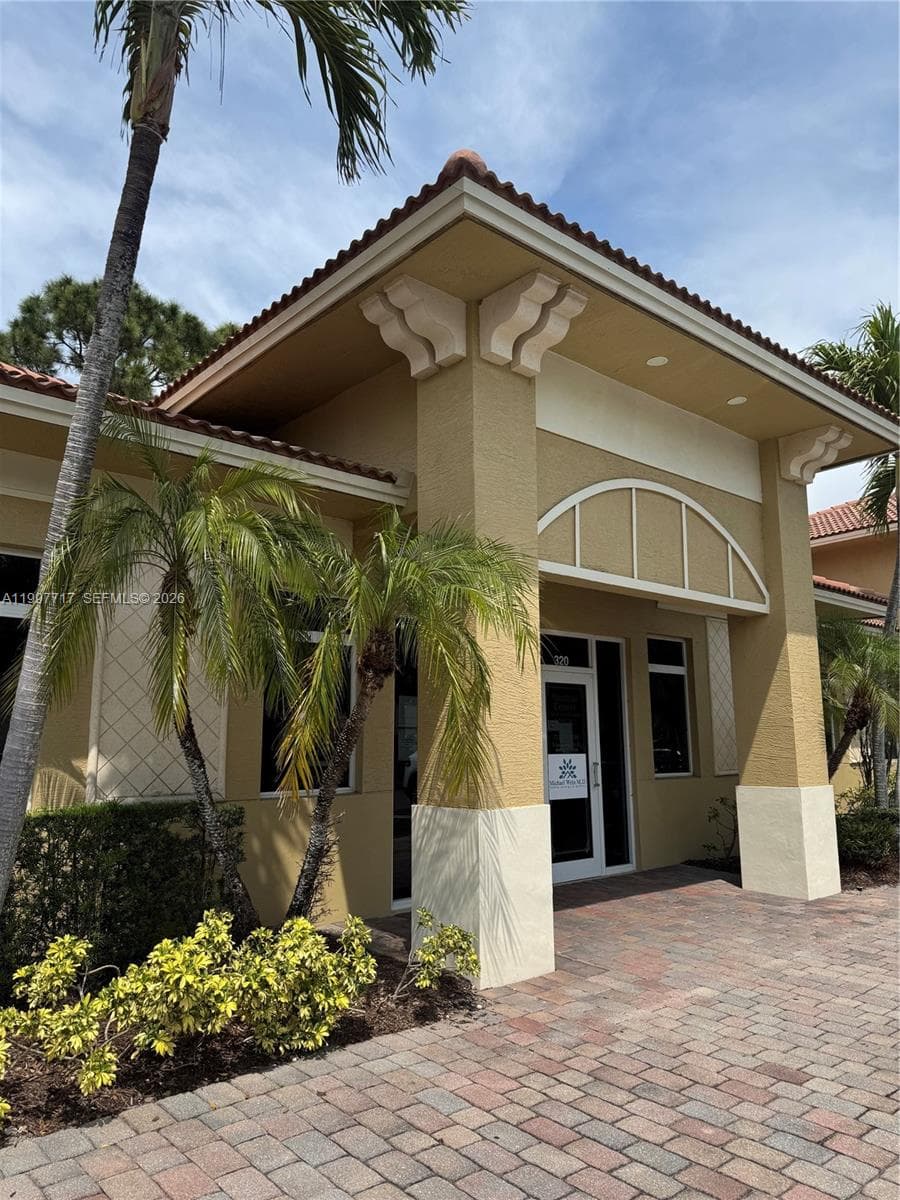 300 NW Bethany Dr # 320, Port St. Lucie FL 34986