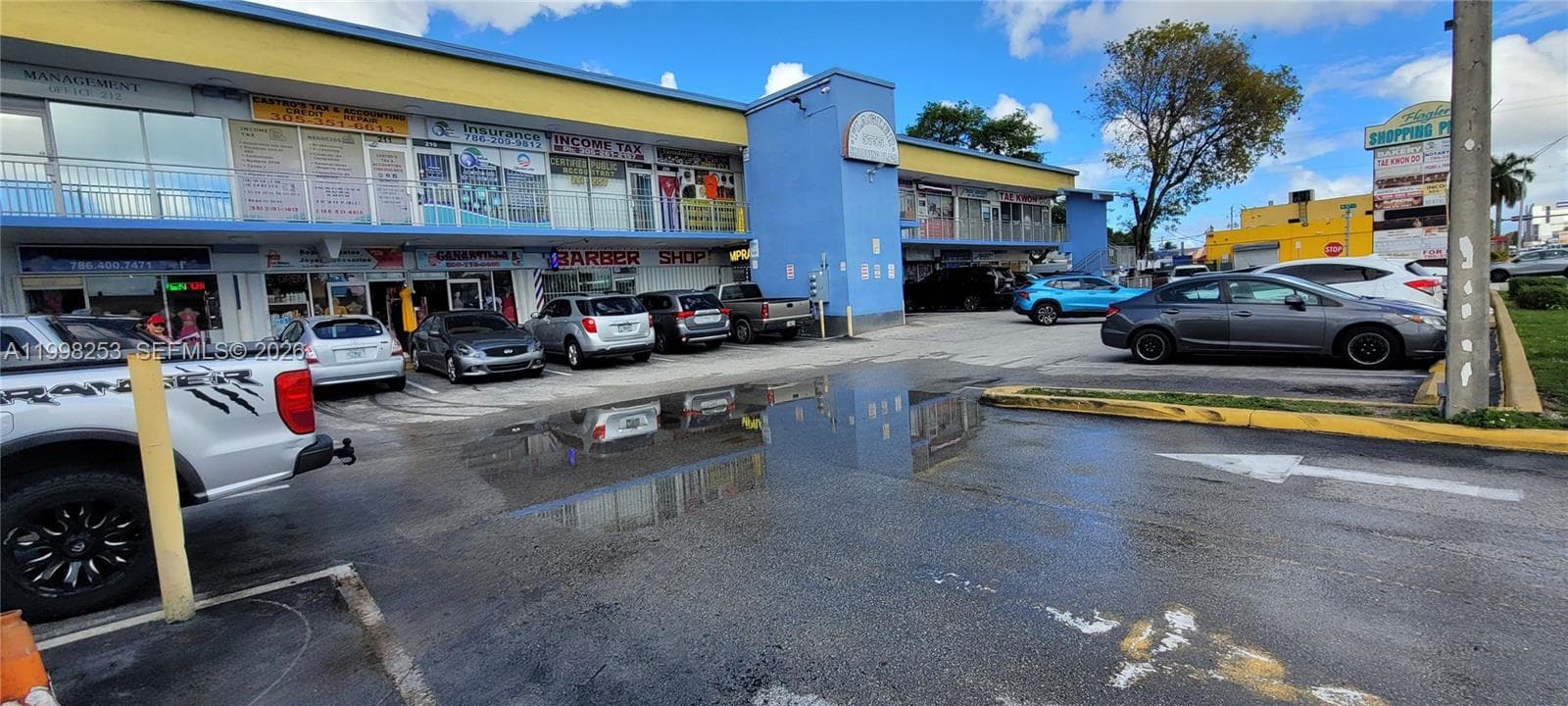 5755 W Flagler St # 114, Miami FL 33144
