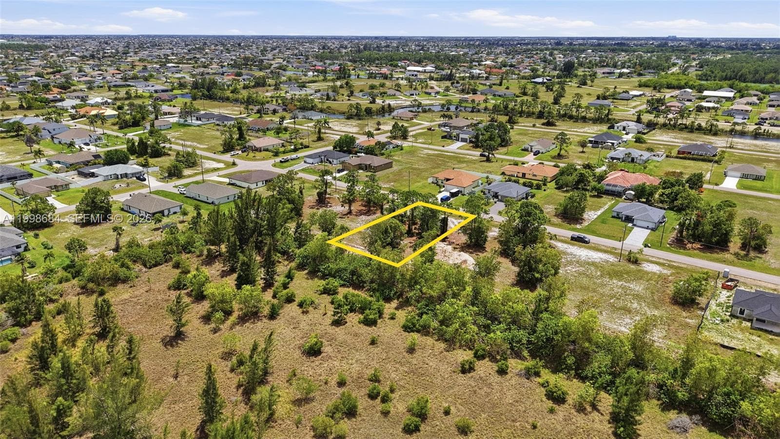 2817 NW 27th ST, Cape Coral FL 33993