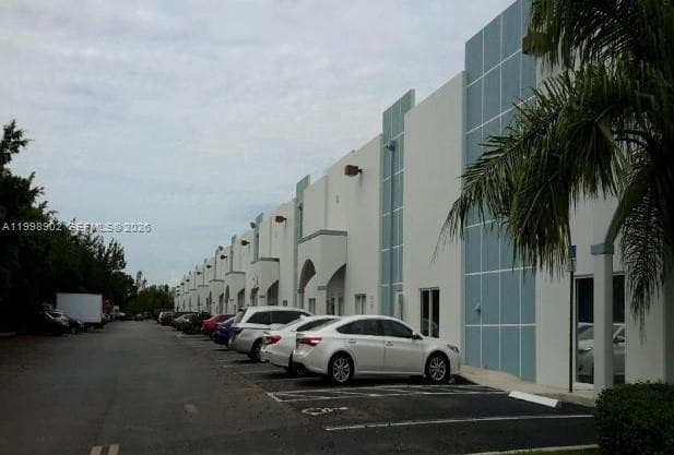 20871 Johnson St, Pembroke Pines FL 33029