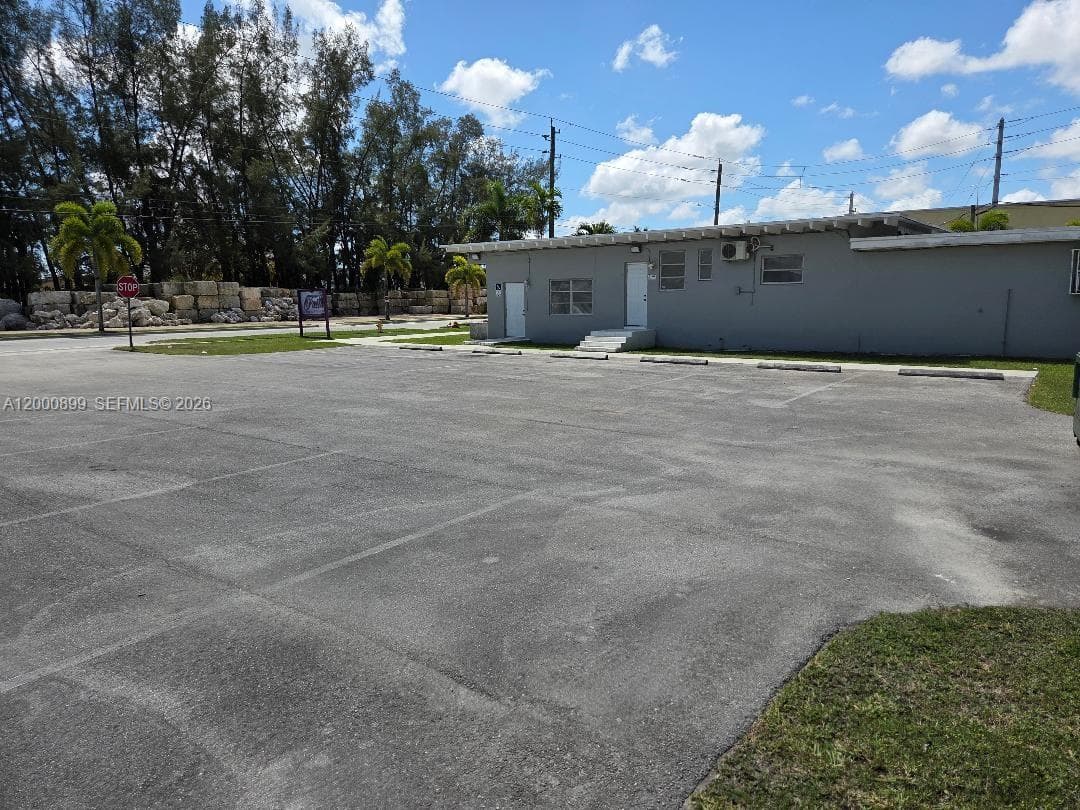 1400 NW 3rd Ave, Florida City FL 33034