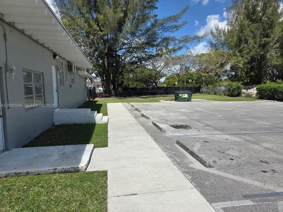 1400 NW 3rd Ave, Florida City FL 33034