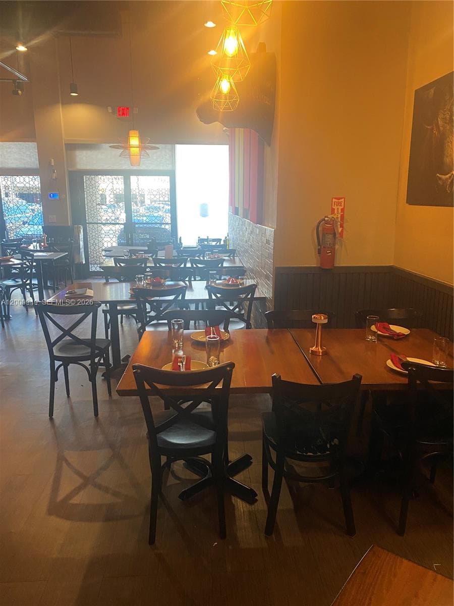 9511 S DIXIE HWY, Pinecrest FL 33156