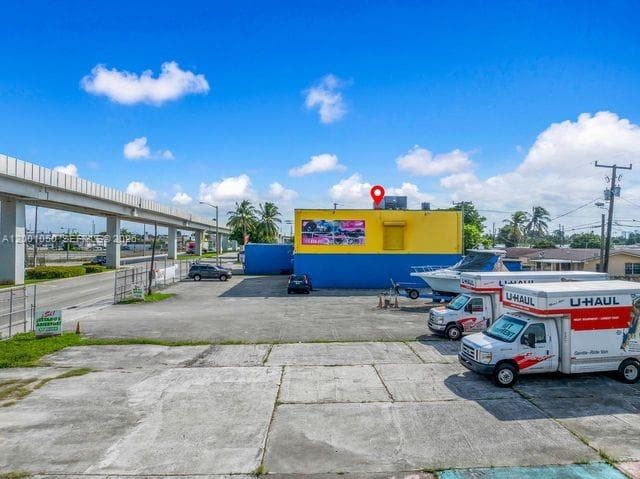 3030 NW 79th St, Miami FL 33147