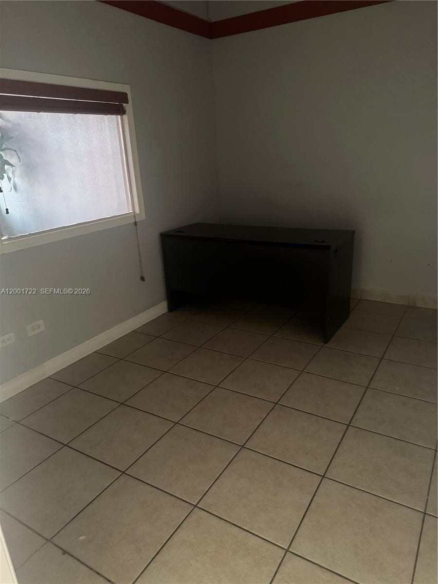700 Palm Ave # 702, Hialeah FL 33010