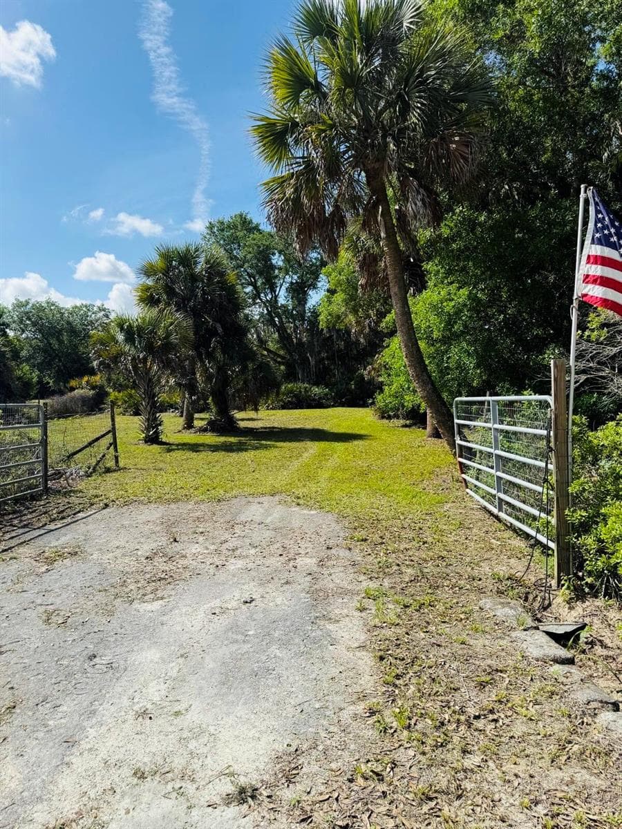 19636 NW 272nd Street, Okeechobee FL 34972
