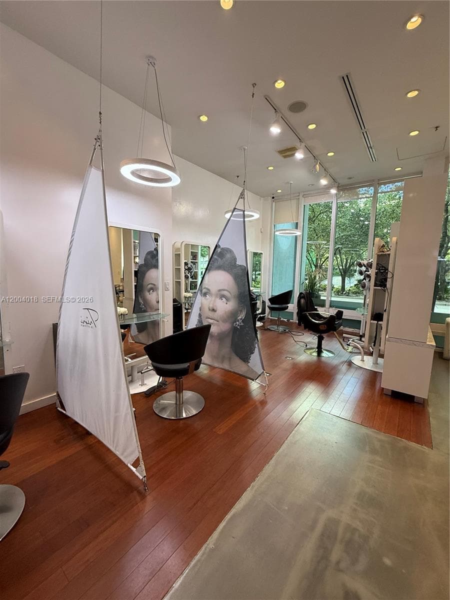 Beauty Salon & Spa in Brickell, Miami FL 33131