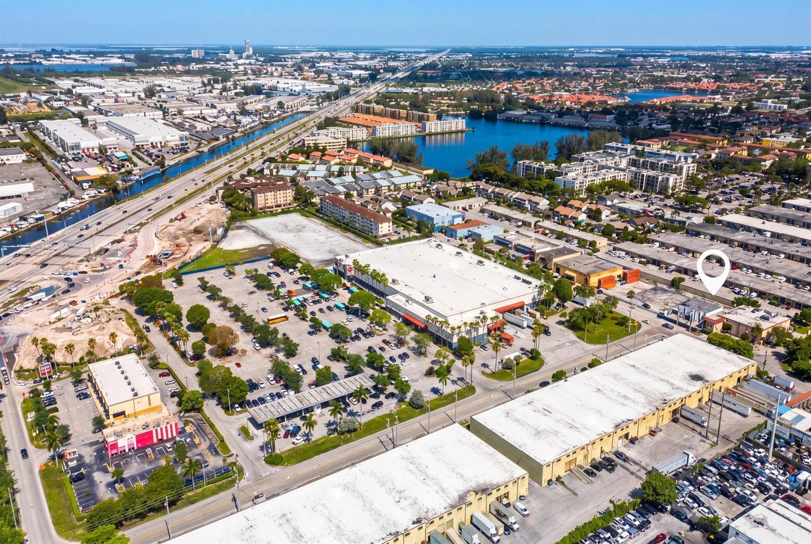 8015 NW 98th Street, Hialeah Gardens FL 33016